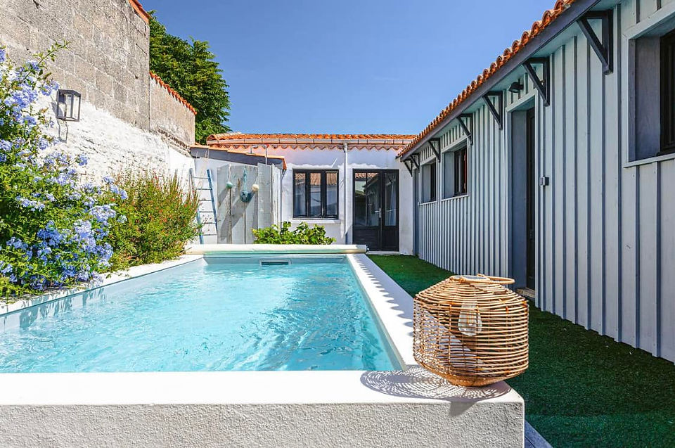 Ancienne maison de pêcheur à Oléron, avec piscine privée