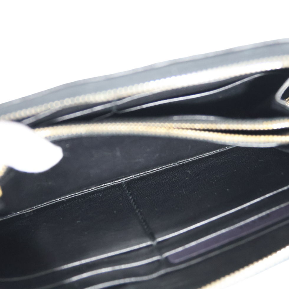 תמונה ממוזערת: Prada Napa leather long wallet