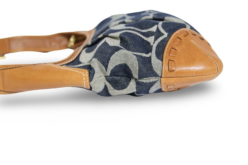 תמונה ממוזערת: Coach denim ergo signature bag