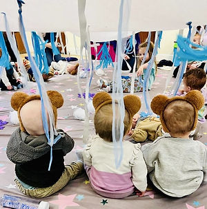 Story Stars - Sensory storytelling fun for little ones! Bristol baby class Downend Brislington Thornbury Yate