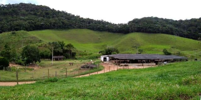 Miniatura: LINDÍSSIMA FAZENDA EM BOM JARDIM -RJ