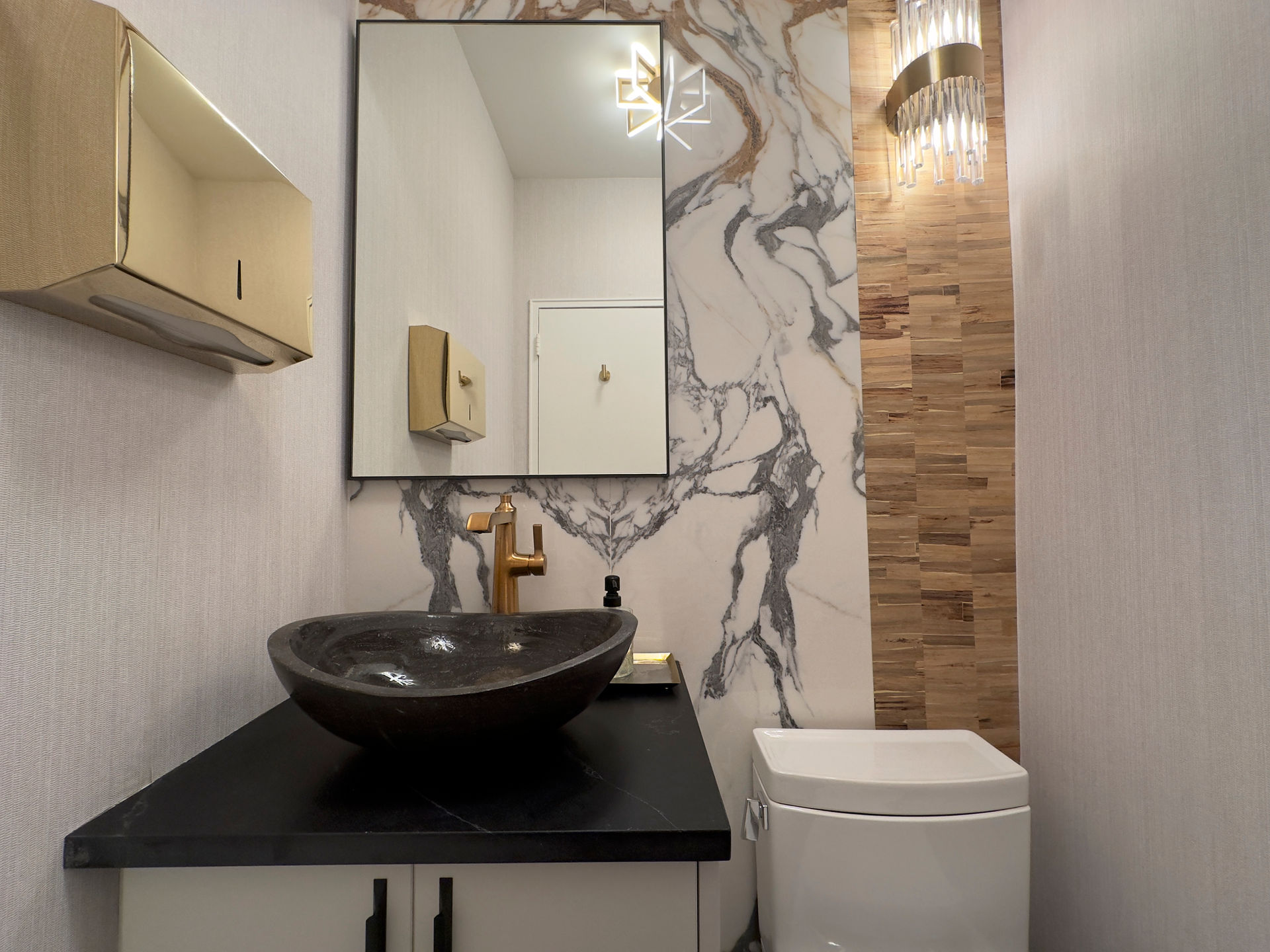 Restroom at Robert Schwarcz, MD Oculofacial Plastic Surgery in NYC.