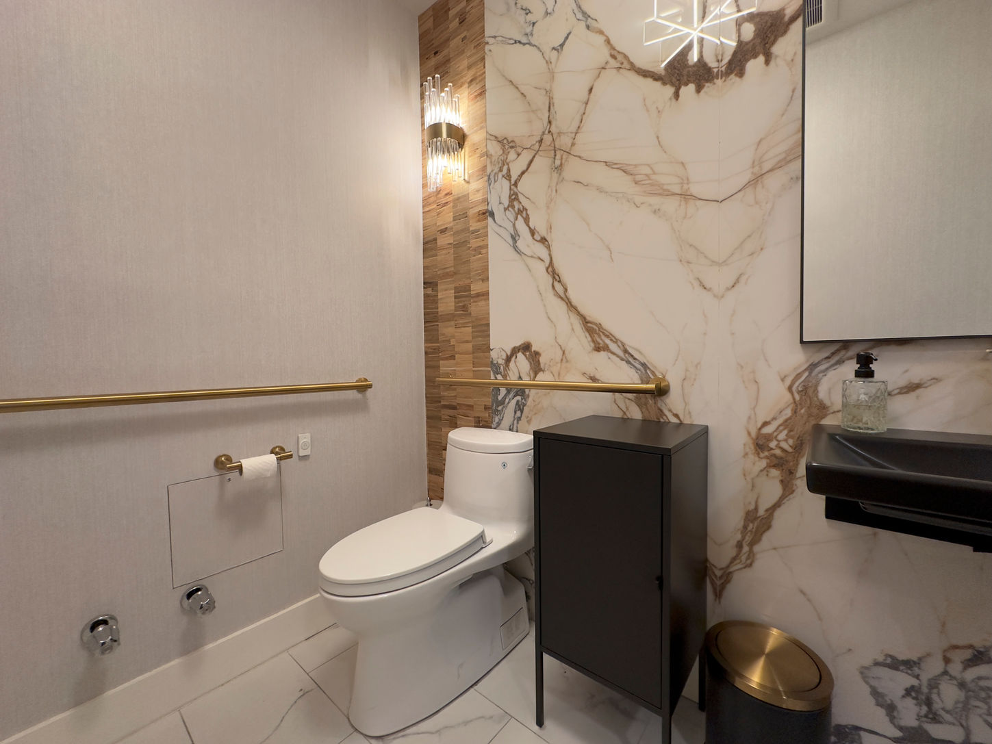 ADA accessible restroom at Robert Schwarcz, MD Oculofacial Plastic Surgery in NYC.