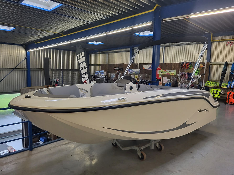 Bayliner M15