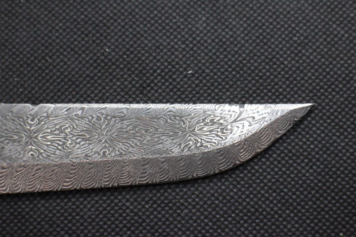 Miniatyrbild: Håndsmede klinge.