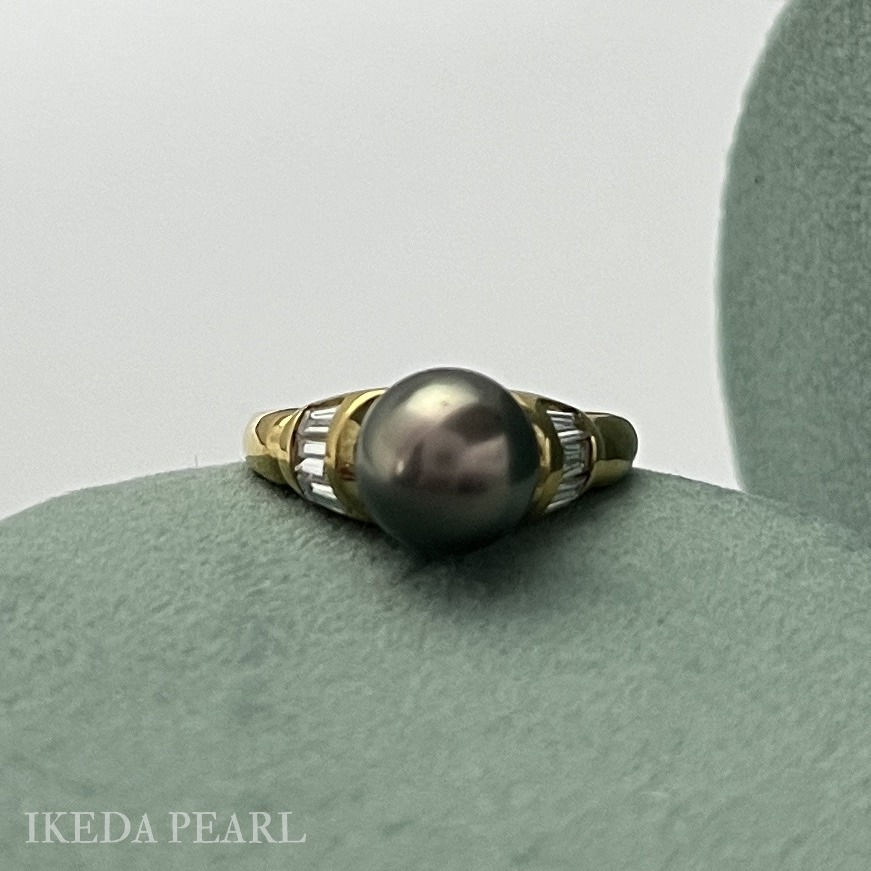 Thumbnail: 9.0-8.5mm Tahitian Pearl Ring with Diamonds