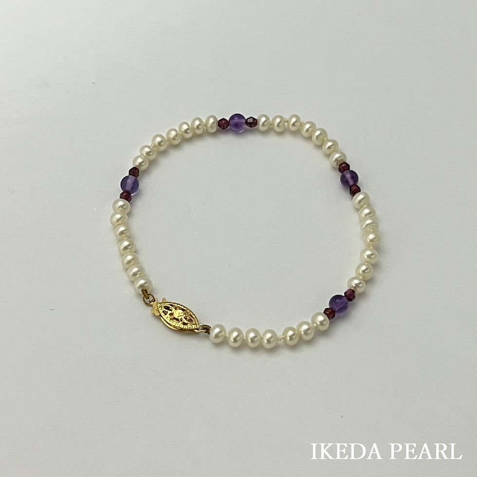 Thumbnail: 4.5-4.0mm White Button Freshwater Pearl with Amethyst and Garnet Bracelet