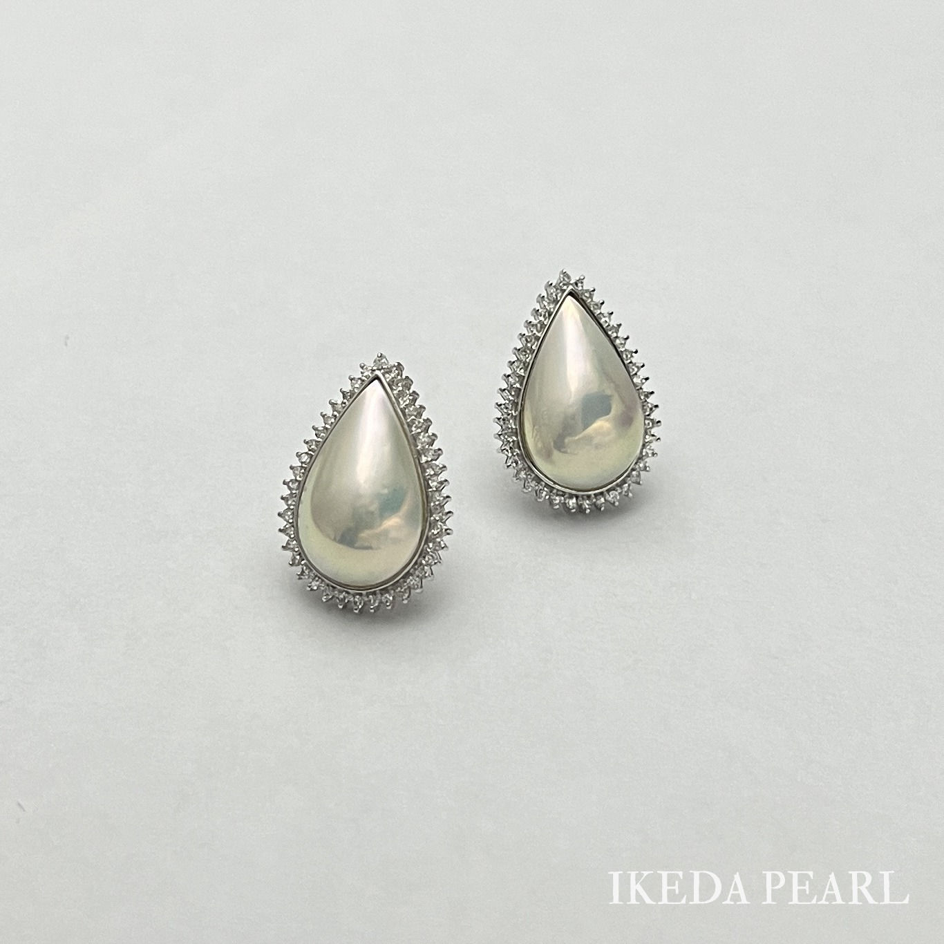 20.0x12.0mm White Japanese Tear Drop Mabe Pearl Earrings with Diamond Halo