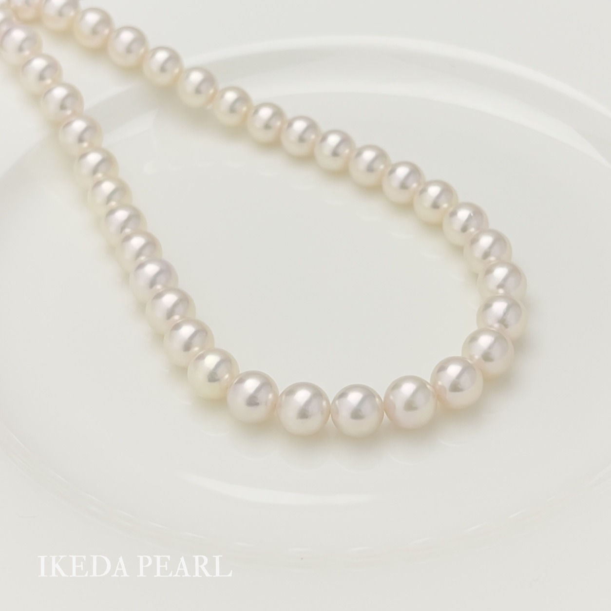 9.5-9.0mm White Japanese Akoya Pearl Necklace AAA