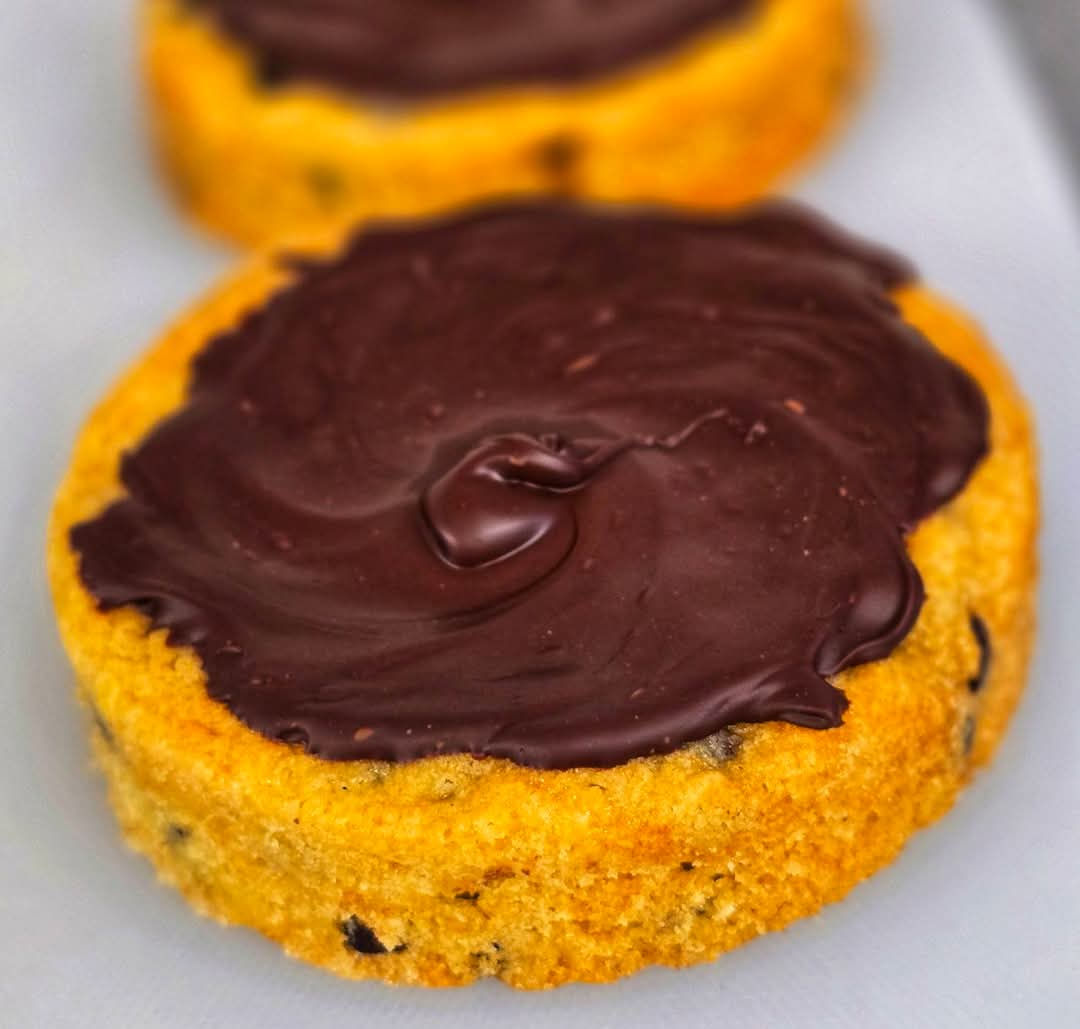 Vegan Deep Pan Cookies