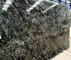 GRANITO METALIC (PULIDO)