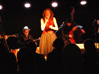 CHOCOLAT ROUGE - erste live Fotos