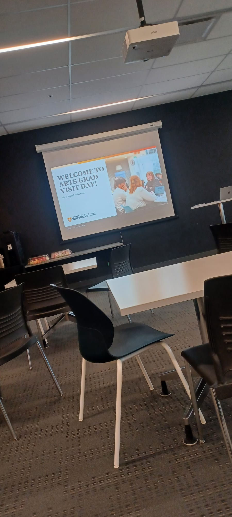 grad lounge