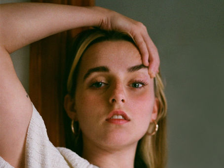 GRETA ISAAC's new track "POWER" premieres on NOTION