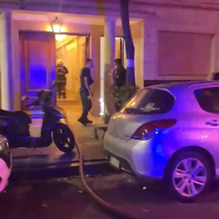 Incendio en Palermo: evacuaron un edificio y asistieron a dos policías por inhalación de humo