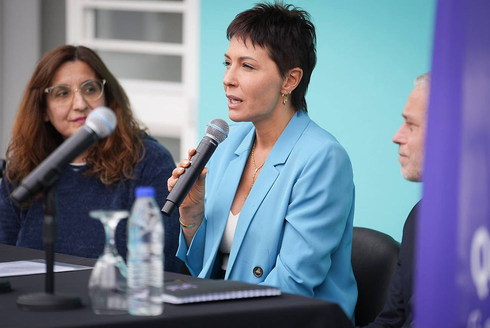 Mayra: "De eso se trata este proyecto de ley, que estos dolores en comunidad los transformemos en amor y en salida colectiva"