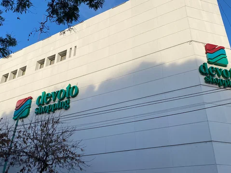 La curiosa explicación que dieron los padres que dejaron encerrada en el auto a su hija en el shopping Devoto