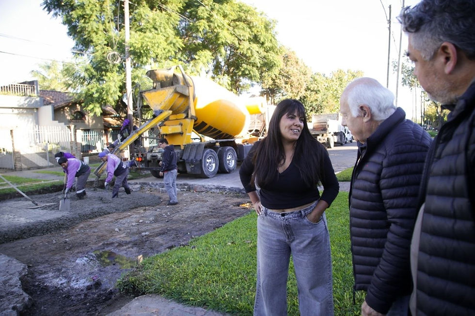 Continúan los trabajos diarios de bacheo con hormigón en Quilmes Oeste con financiamiento 100% municipal