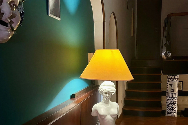 phasezero-completed-ship-house-amalfi-coast-entrance-lobby (2).pn