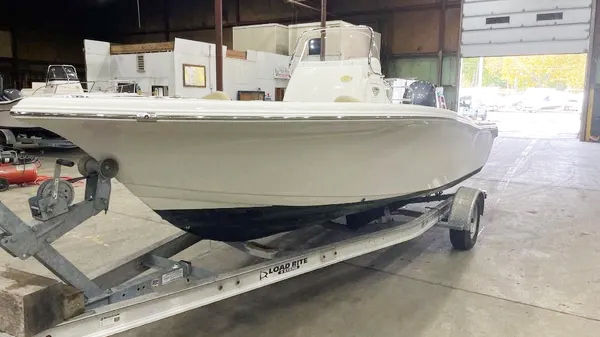 2016 Tidewater 198 CC Adventure