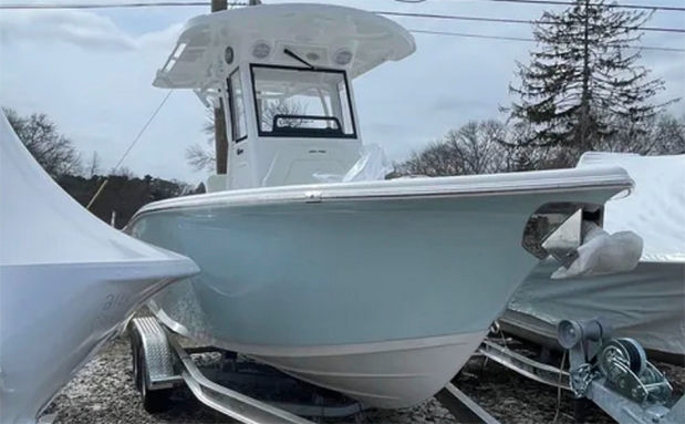2025 Sea Pro 242 Center Console