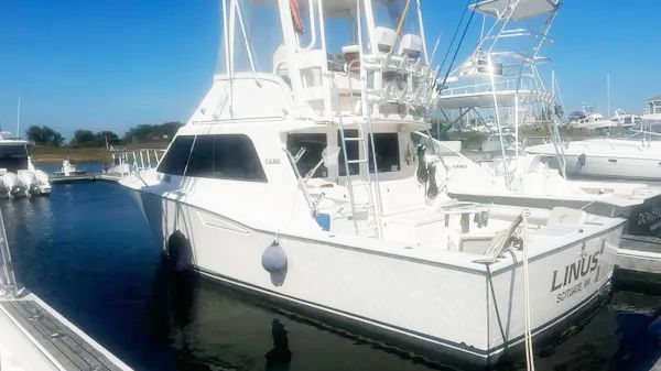 2002 Cabo 35 Flybridge