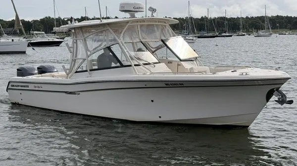 2015 Grady-White Freedom 285