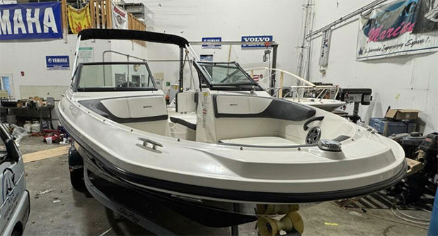 2016 Sea Ray 210 SPX-OB