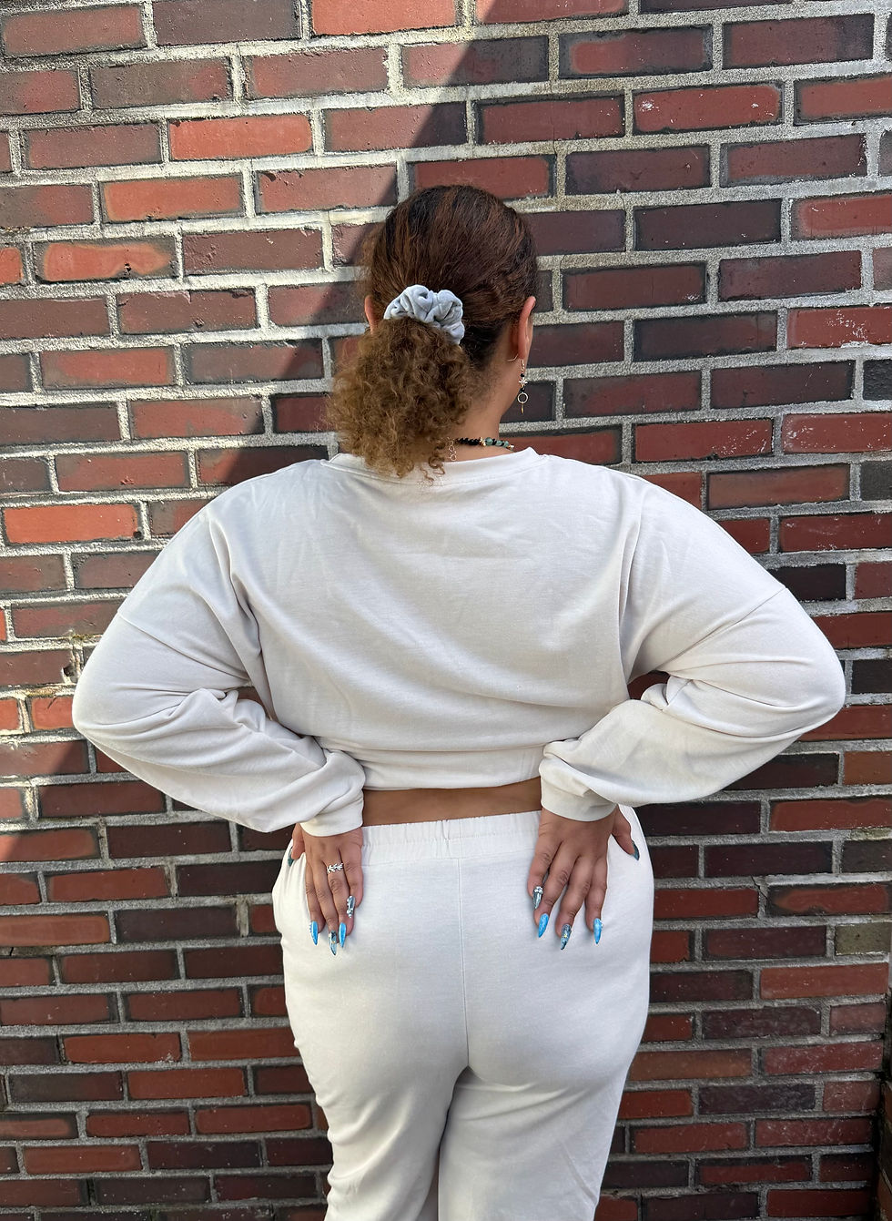 Thumbnail: Queen 2-piece loungewear set