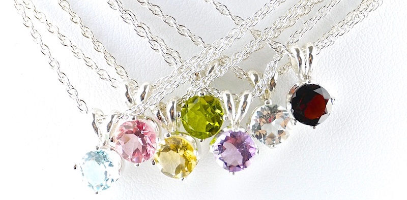 Necklace-Gem-Stone-Page-P1020908_2