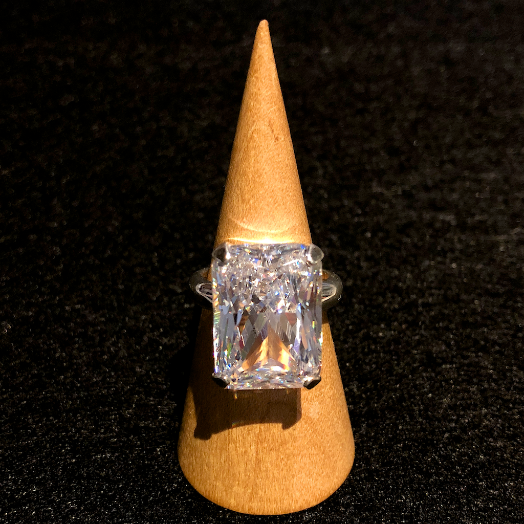 Monsteraleaf ラディアント キュービックジルコニア エメラルドカット スタッド ファッション リング 18X13mm 天然石ジュエリー