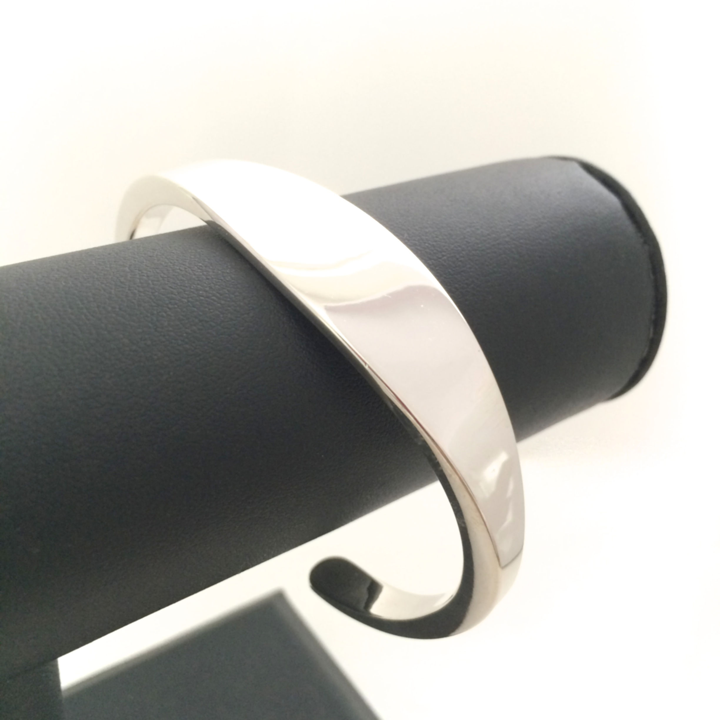 Monsteraleaf シルバー フラット テーパード カフ ブレスレット レディース バングル