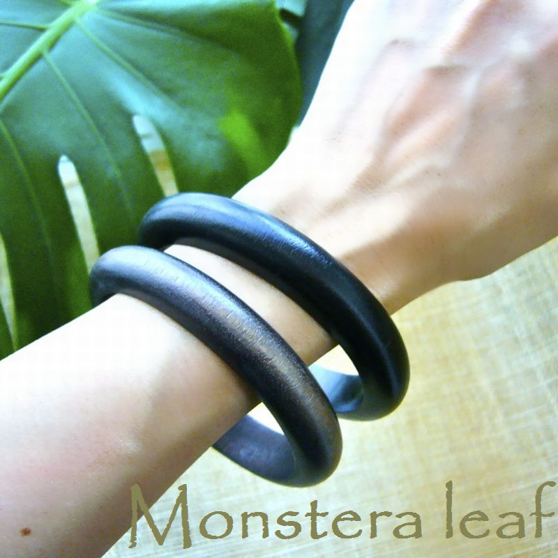 Thumbnail: Monsteraleaf ローブル ウッド シンプル バングル