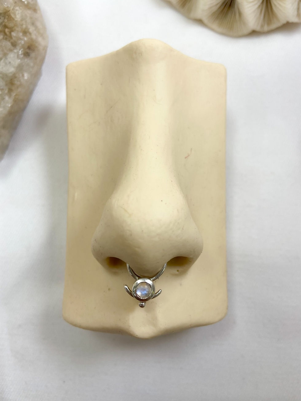 Thumbnail: Piercing Iara