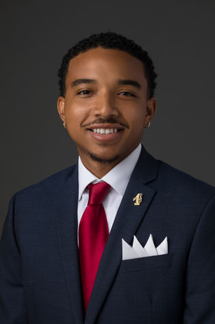 Business Headshots-11.jpg