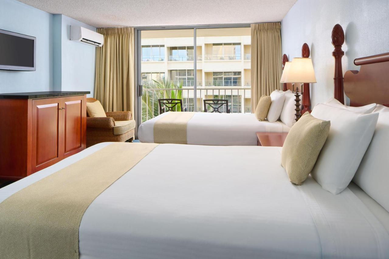 Hawaii 7 Nights for 4 people