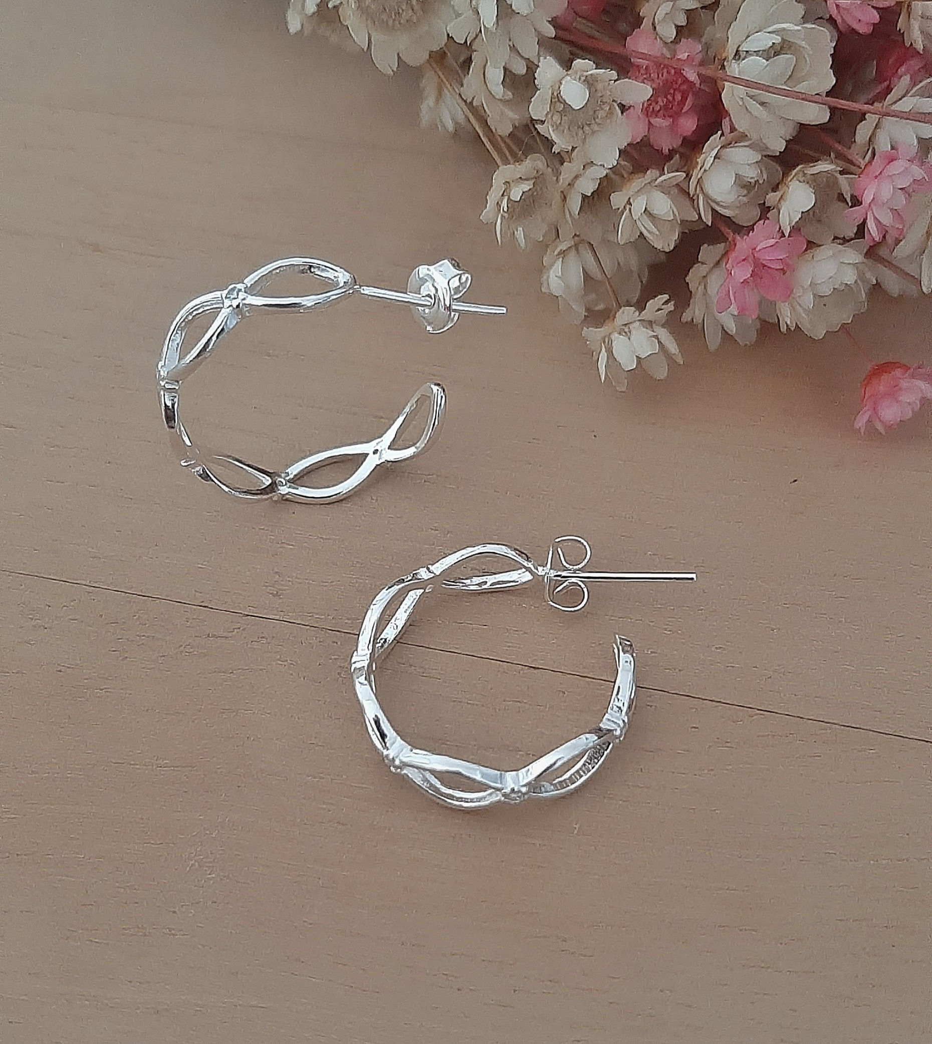 Brinco prata 925 argola infinito