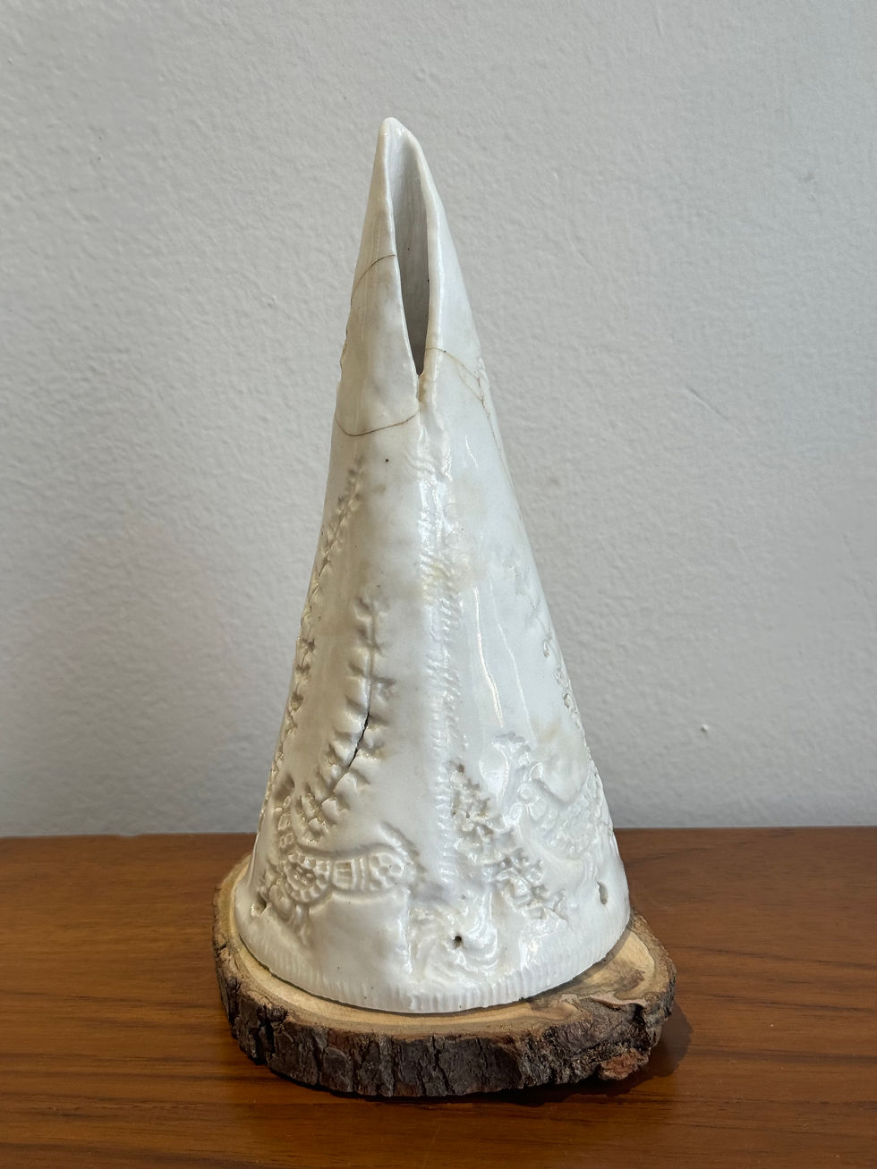 Thumbnail: Cone Lamp