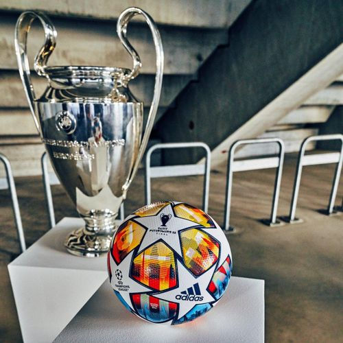 BOLA DA LIGA DOS CAMPEÕES DA UEFA - FINAL DE SÃO PETERSBURGO 2024