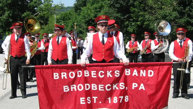 YorkDailyRecordBrodbecks-Band.webp