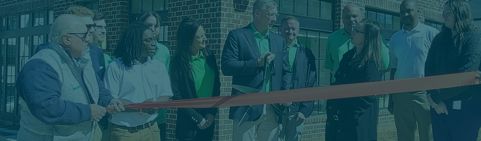 chamber event ribbon cutting