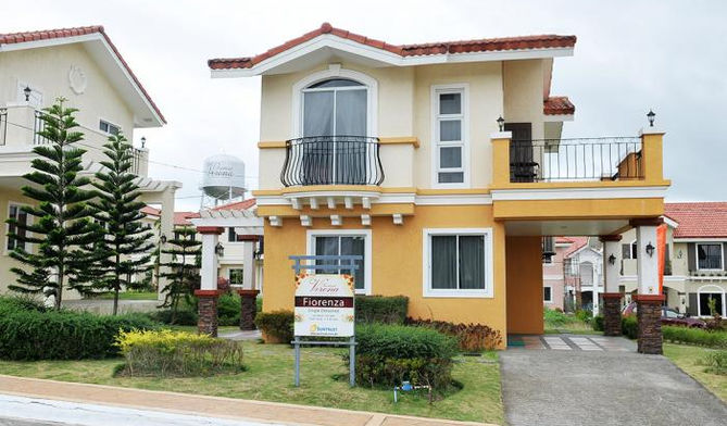 Suntrust-HouseandLot-Verona-Fiorenza.jpg