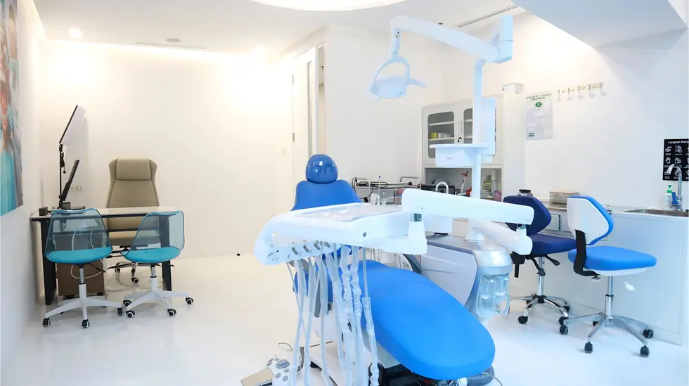 Land of Smile Treatment Room 2