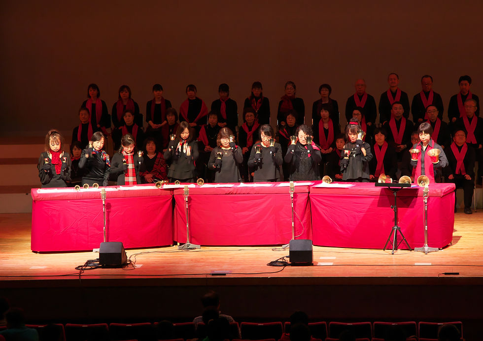 ハンドベルの演奏