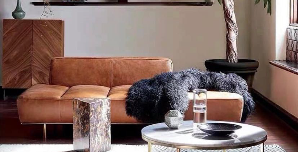 A masculine space for relaxation - leather furniture