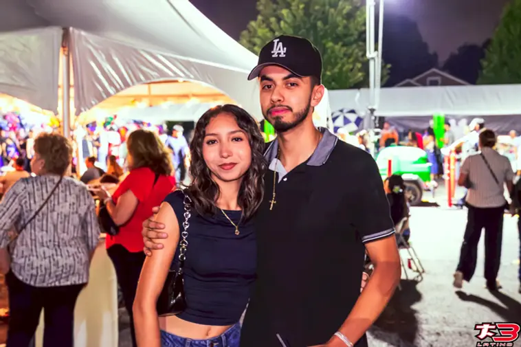 Jóvenes asistentes durante la celebración de San Carlos Borromeo 2026 en Melrose Park