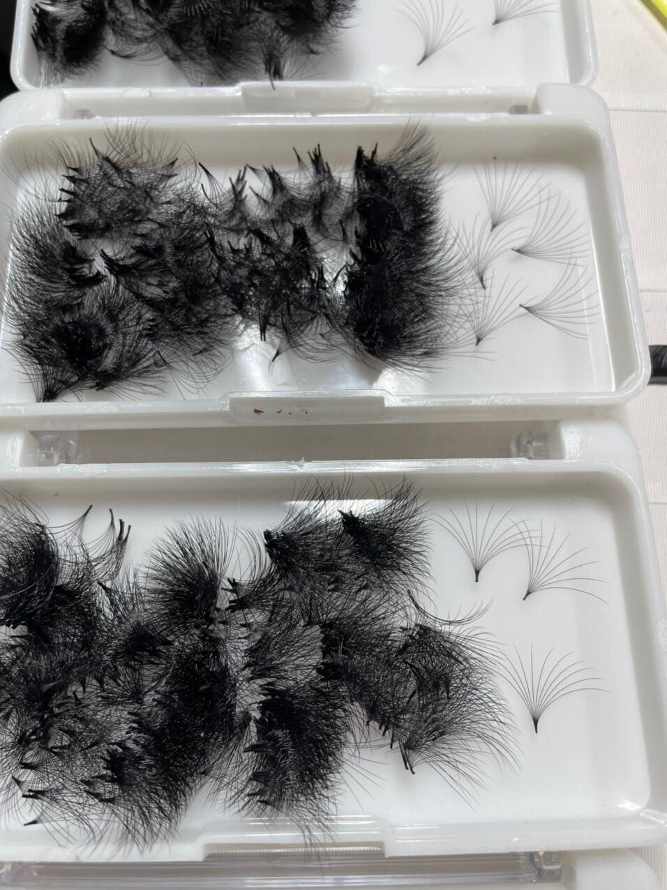 Thumbnail: Handmade Eyelash Extensions 10-12D/ C,D Curl (1500fans/2 boxes)