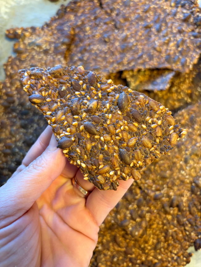 קרקרים היסטריים נטולי פחמימה!