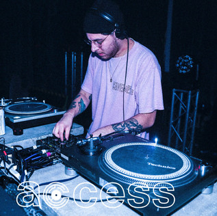 HALLOWEEN
WITH DJ BORING