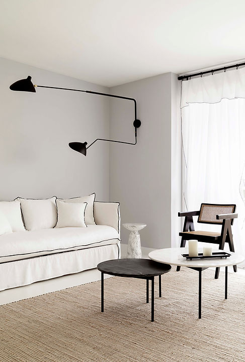 japandi-salon-blanco-natural-home-stagin